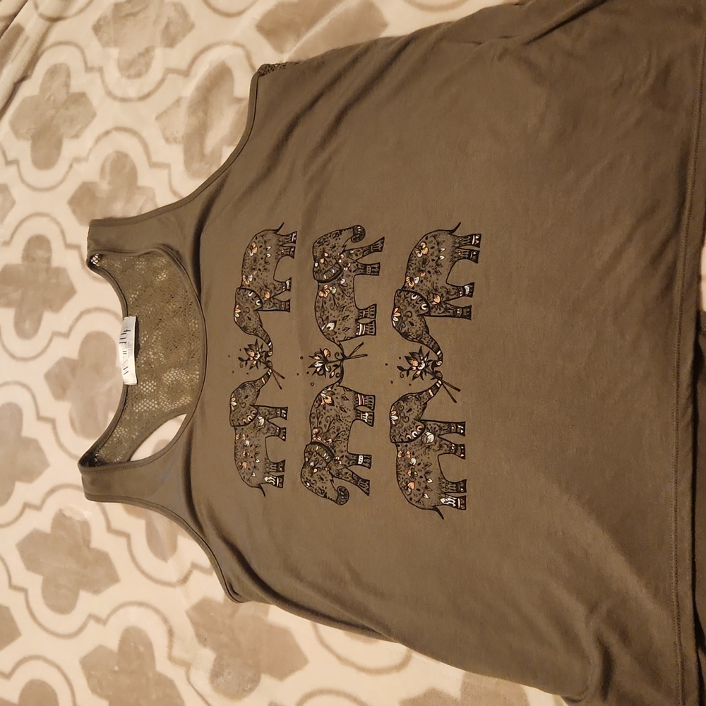Wound up elephant tank